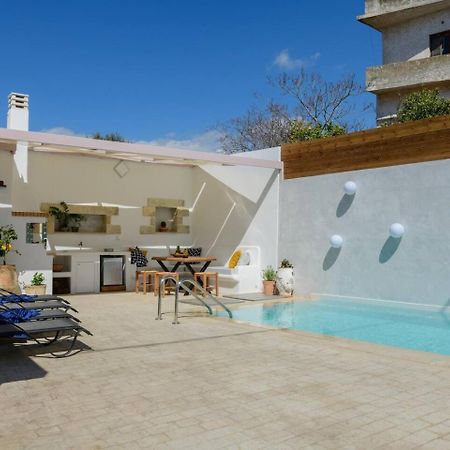 Chrisanthi Elegant Villa Pitsidia Bagian luar foto