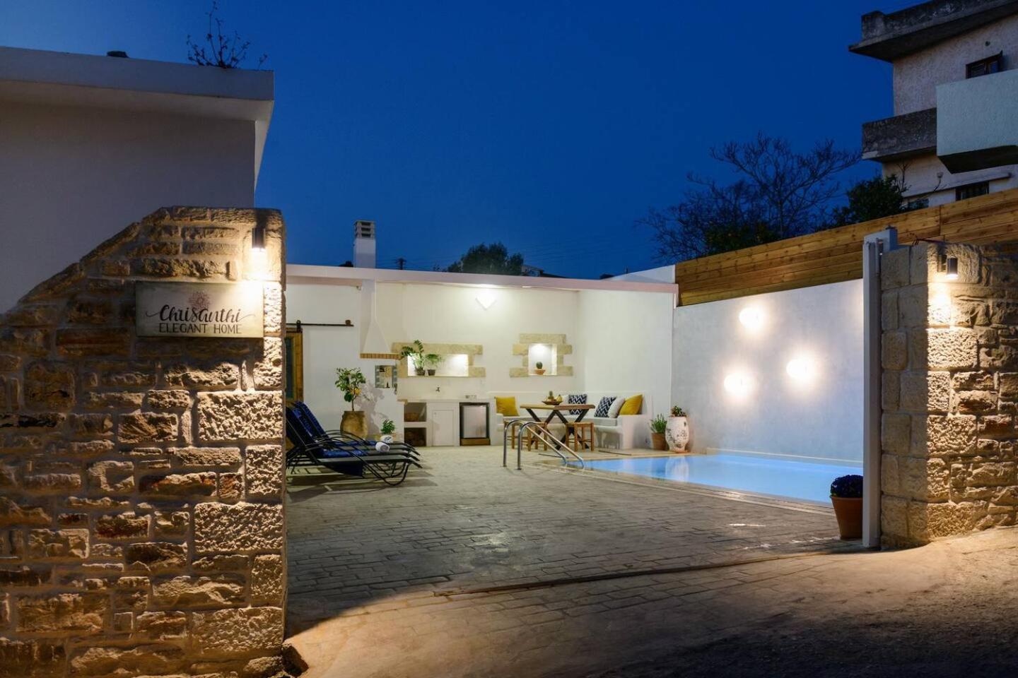 Chrisanthi Elegant Villa Pitsidia Bagian luar foto