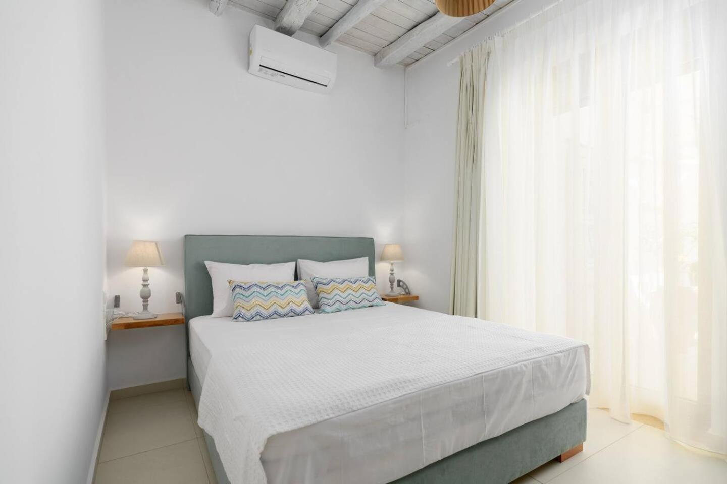 Chrisanthi Elegant Villa Pitsidia Bagian luar foto